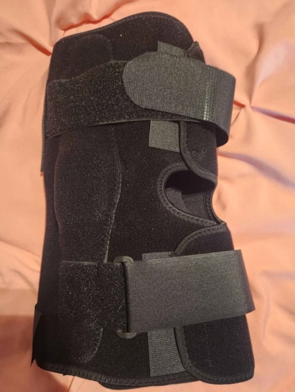 Adjustable Black Knee Stabilizer Brace for Men